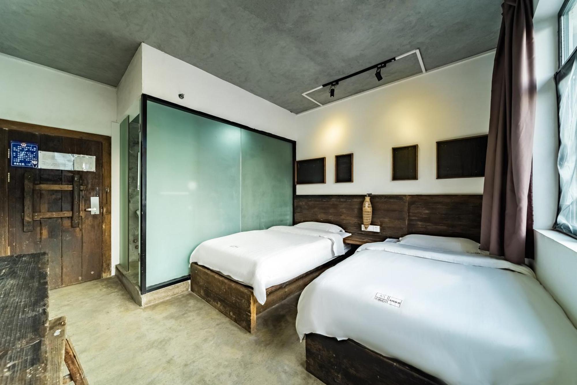 Yangshuo Sudder Street Guesthouse Room photo